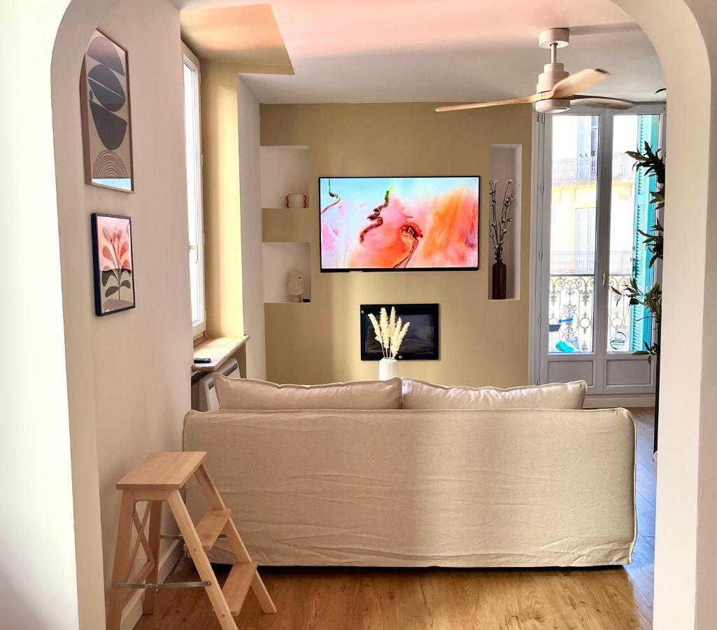 Au Coeur De Hyeres, Ideal Pour Les Couples ! Exterior photo