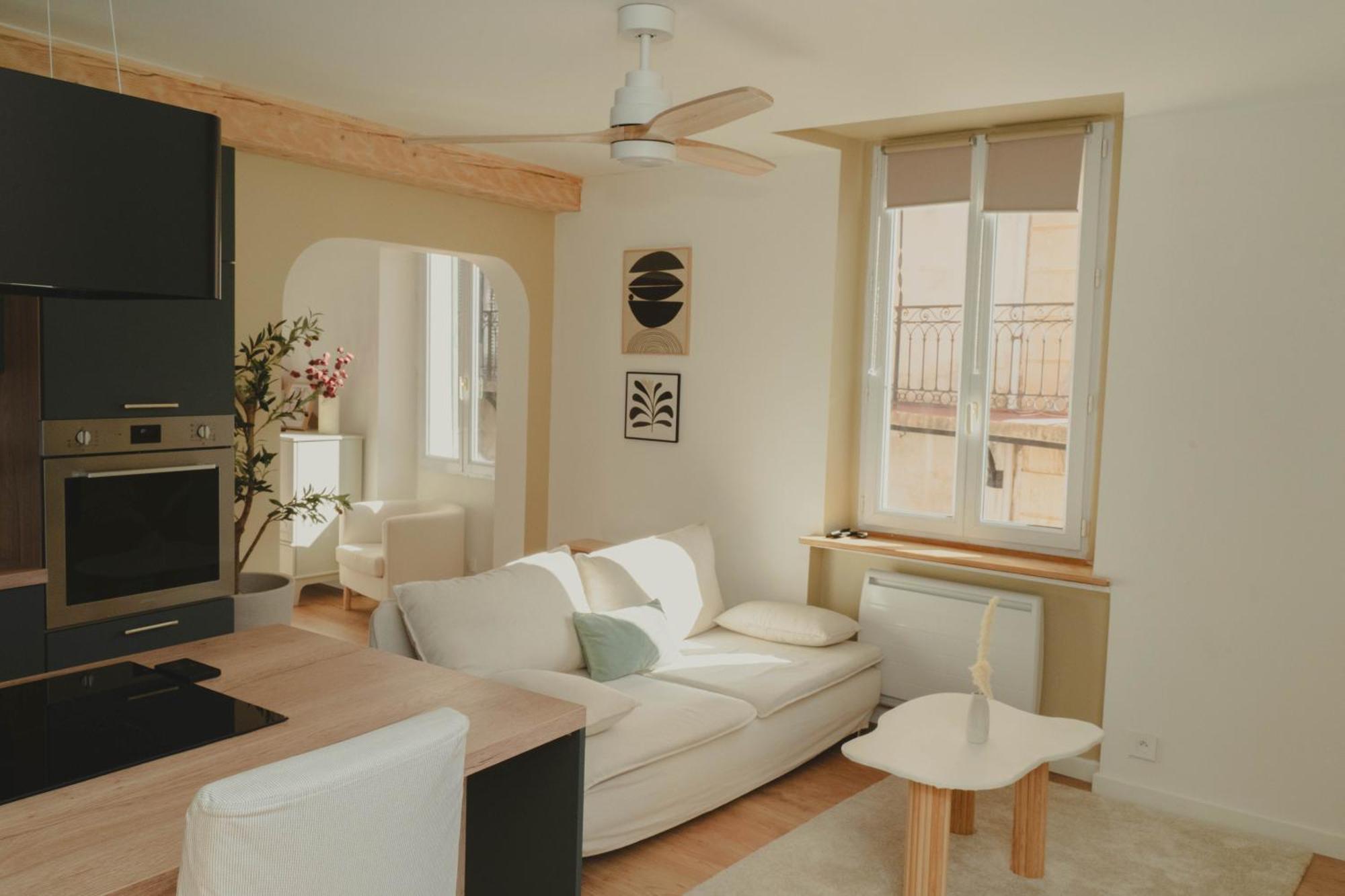 Au Coeur De Hyeres, Ideal Pour Les Couples ! Exterior photo